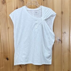 GAP White Short Sleeve Women's Tee